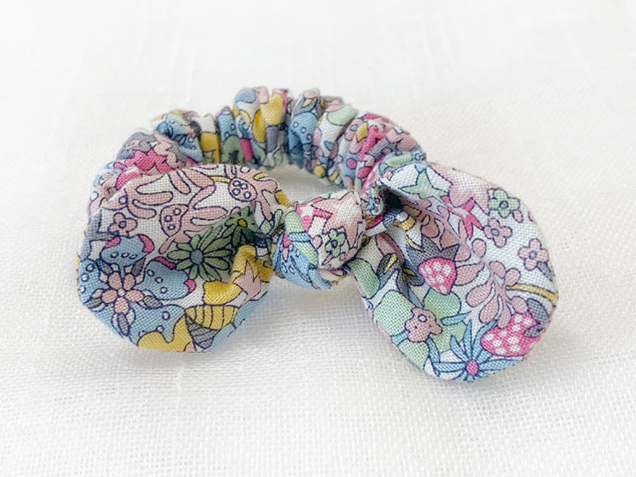 Mini Scrunchie Flower Field